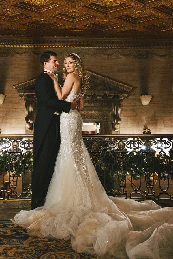 Sweetheart Neck Polka Dots Tulle Princess Wedding Dress