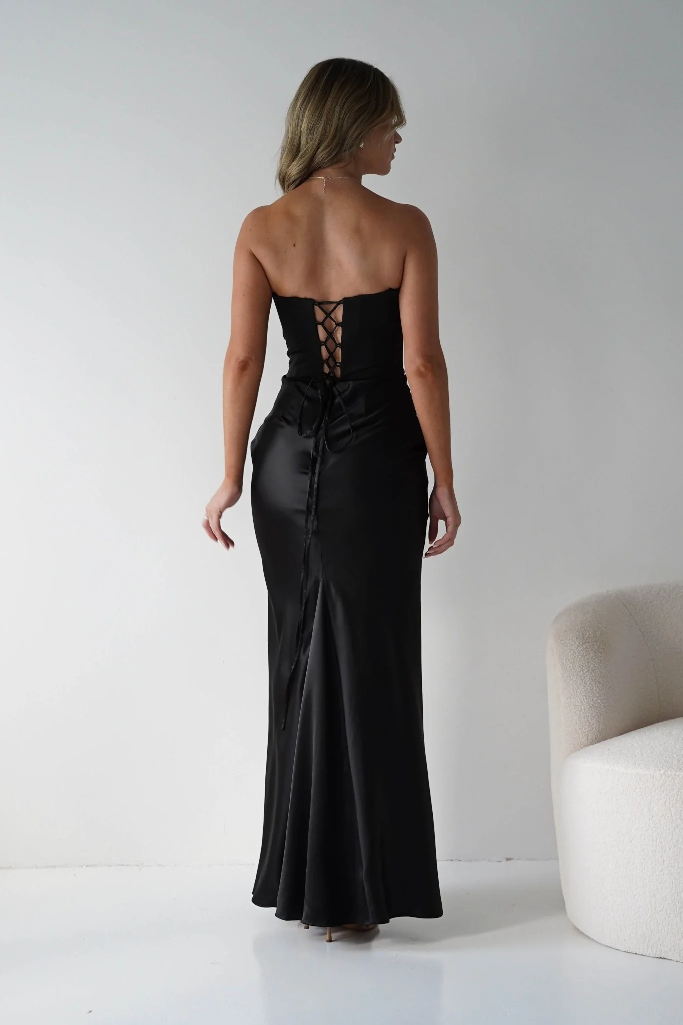 Timeless Black Satin Strapless Scalloped Neck Ruched Lace-Up Back Mermaid Evening Dresses
