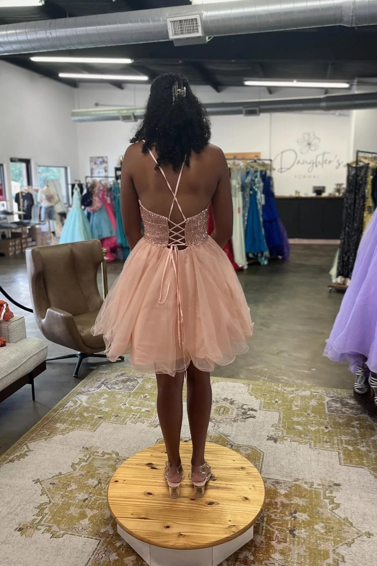 V-neck Champagne Sequin A-line Short Unique Design Full Of Charm Homecoming Dresses