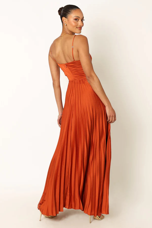 Vibrant Spaghetti-Strap Ruched-Bodice Pleated Floor-Length Evening Dress
