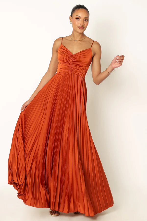 Vibrant Spaghetti-Strap Ruched-Bodice Pleated Floor-Length Evening Dress