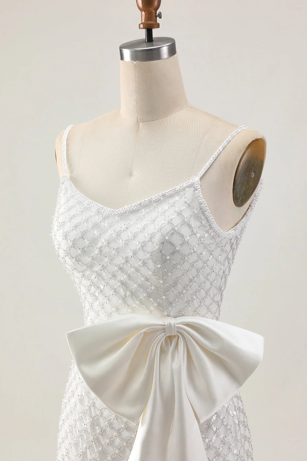 White Bodycon Spaghetti Straps Pearls Sequins Homecoming Dress with Bow