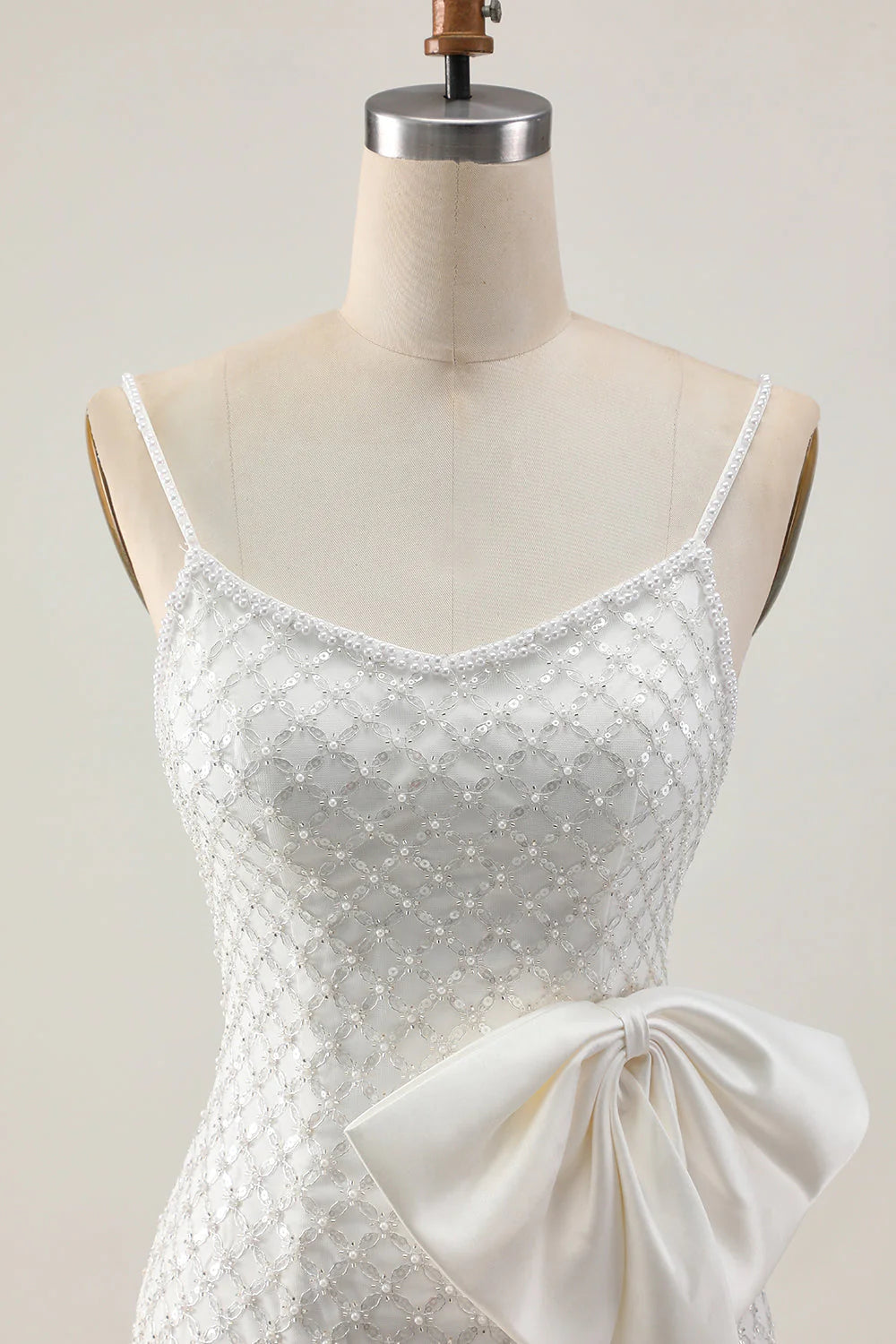 White Bodycon Spaghetti Straps Pearls Sequins Homecoming Dress with Bow