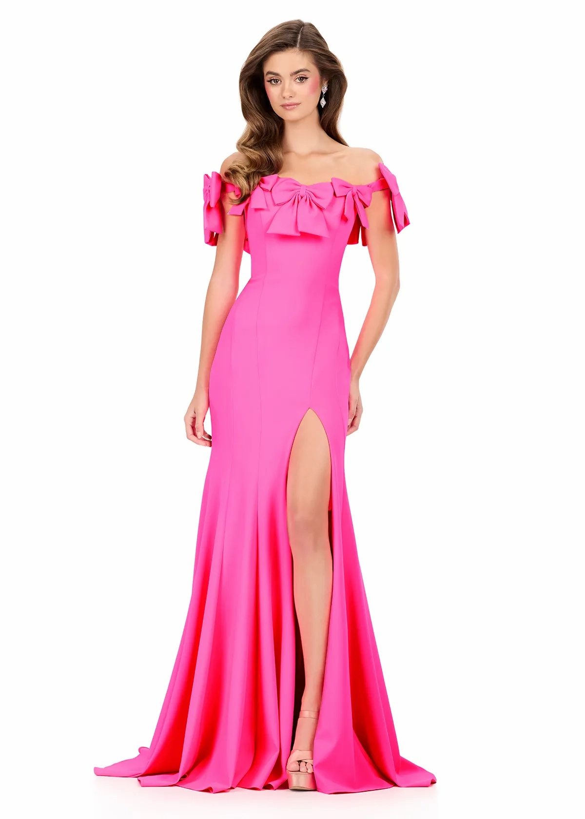 Playful Mermaid Off-the-Shoulder Short-Sleeved Closed Back Floor-Length Evening Dress