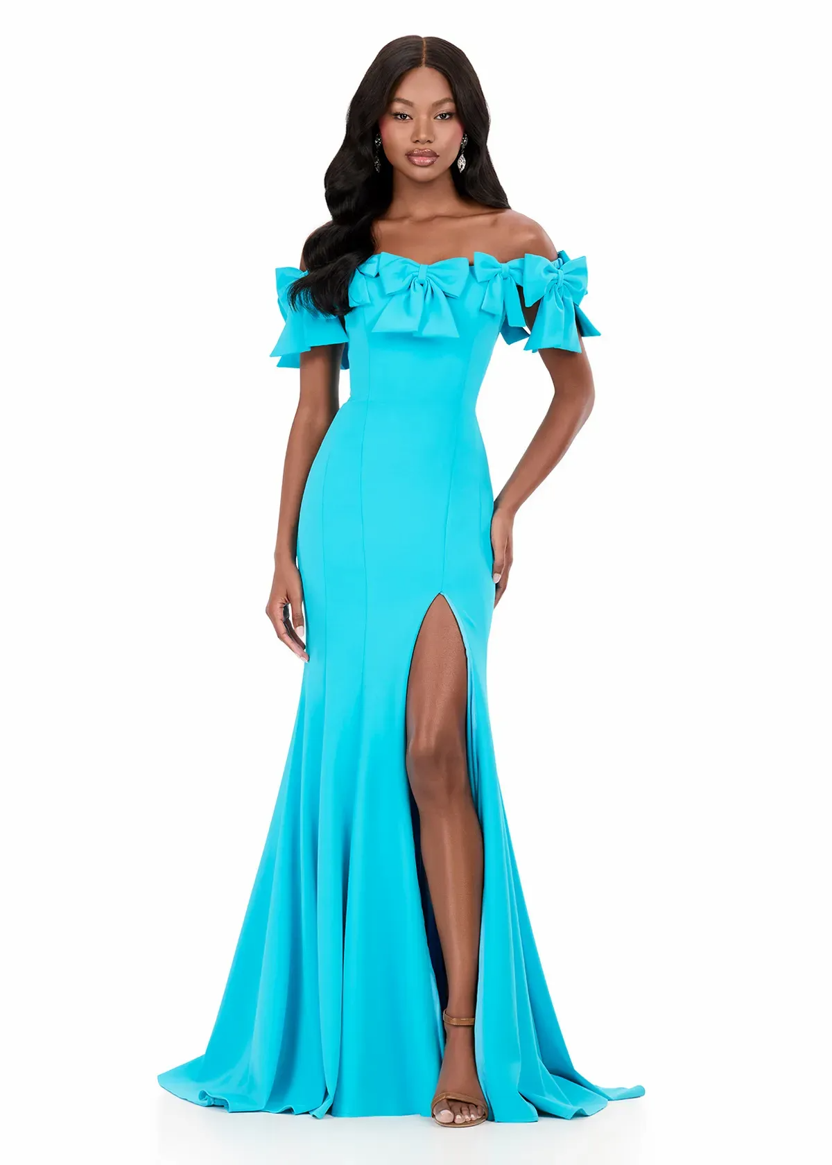 Playful Mermaid Off-the-Shoulder Short-Sleeved Closed Back Floor-Length Evening Dress