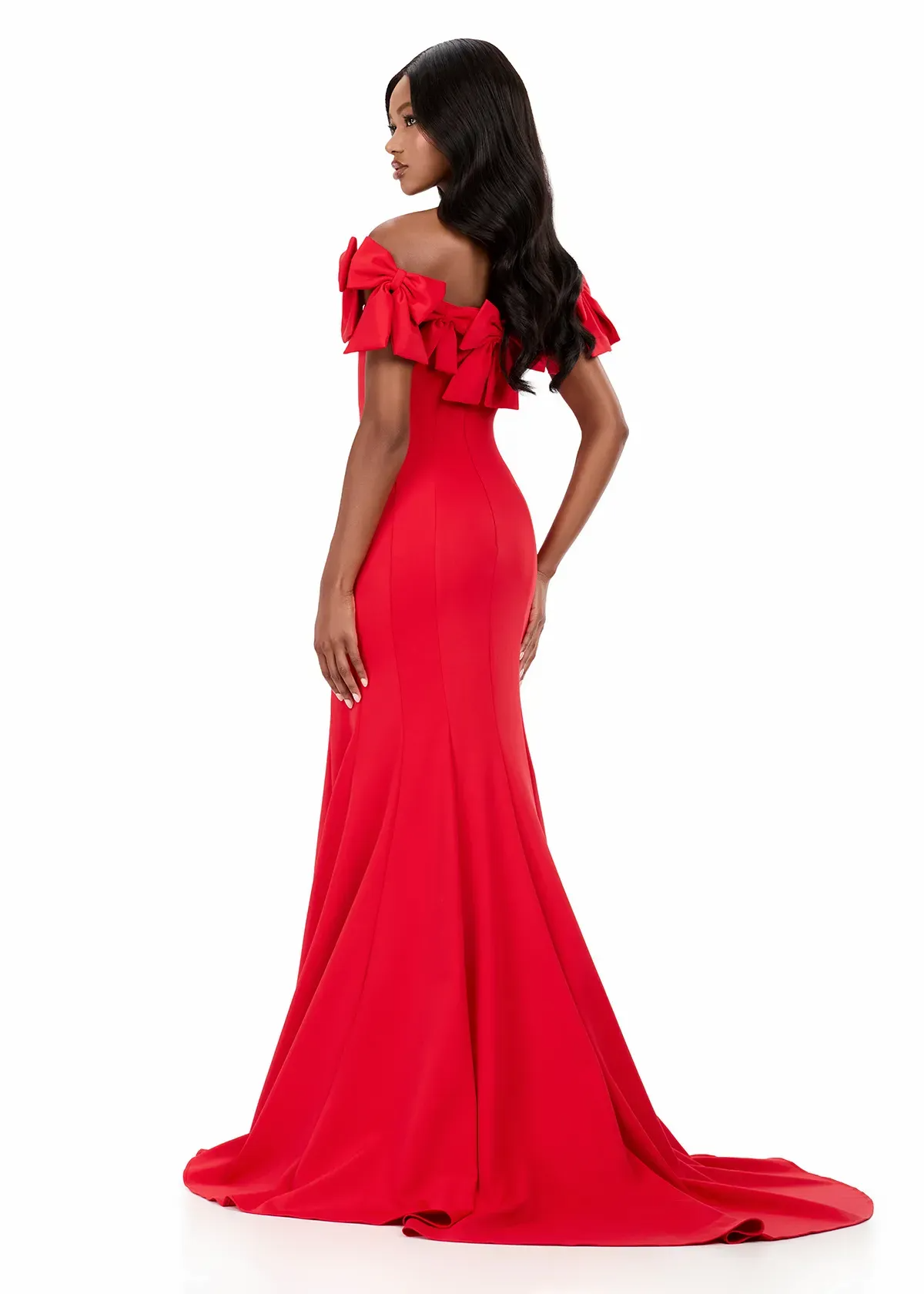 Playful Mermaid Off-the-Shoulder Short-Sleeved Closed Back Floor-Length Evening Dress